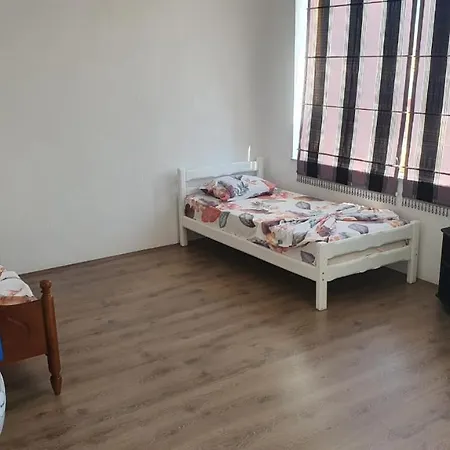 Arbi Home Konukevi